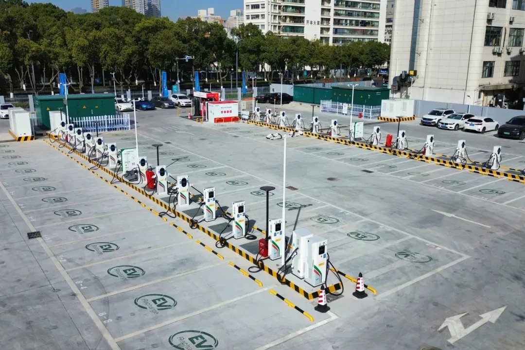Sinopec BP charging station